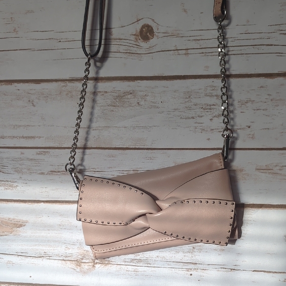 Jessica Simpson Handbags - Jessica Simpson Shoulder bag
